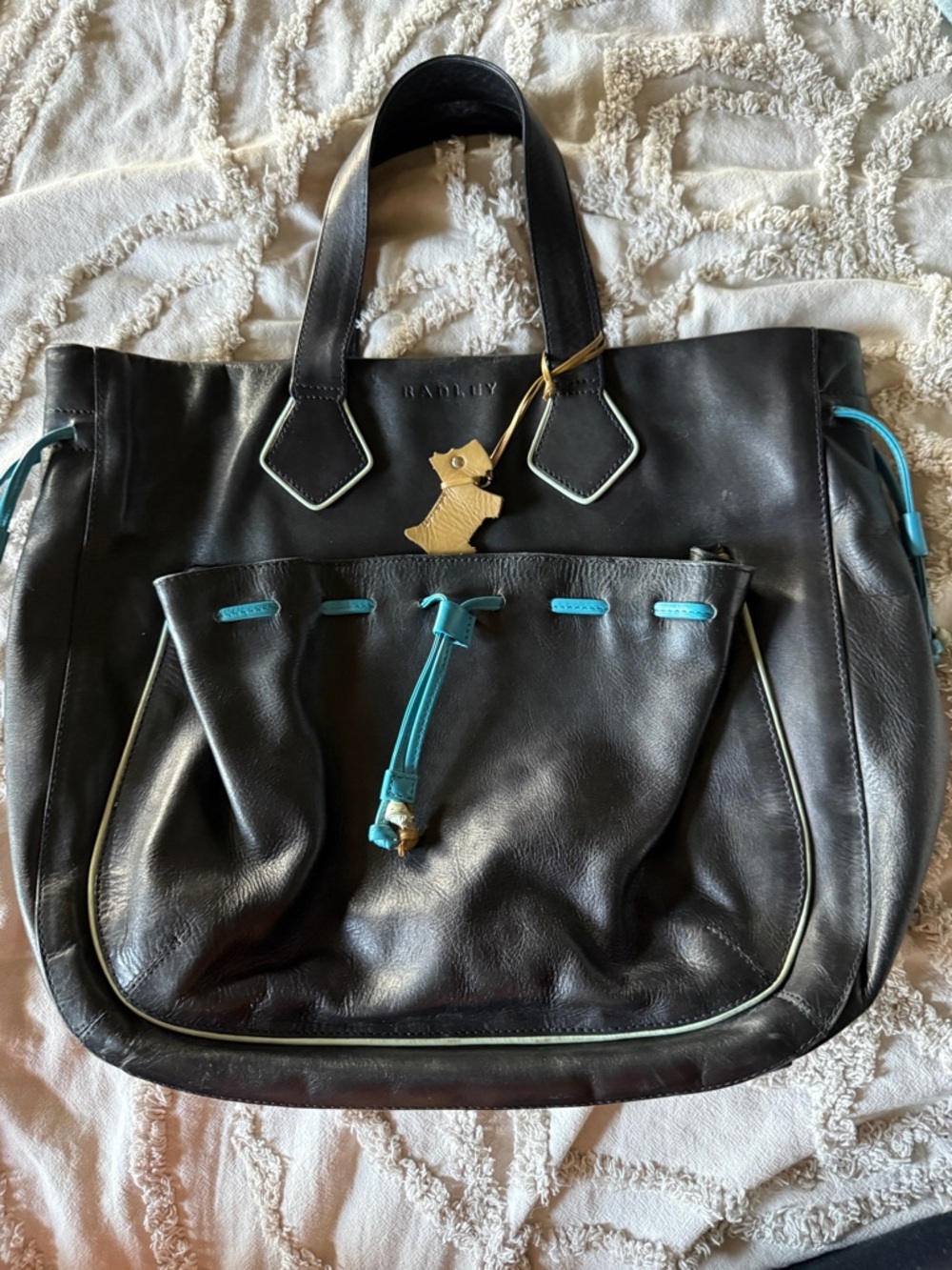 RADLEY LONDON  vintage Black Leather Tote with Teal Accents and Dog Charm